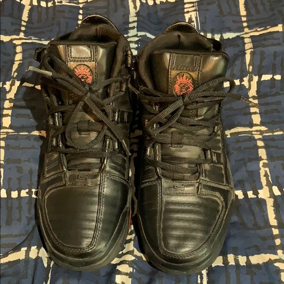 Sneakers - Picture 1 of 4